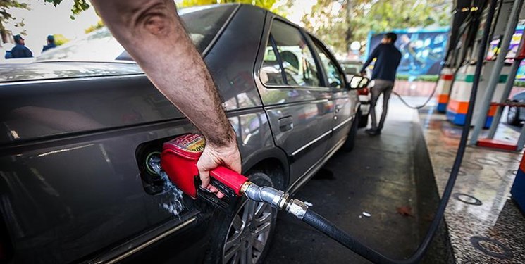 قیمت بنزین در سال ۱۴۰۱ افزایش پیدا نمی‌کند
