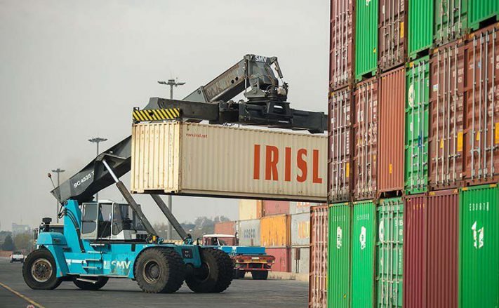 صادرات بیش از ۱۱۸ میلیون دلاری کالا از آذربایجان غربی