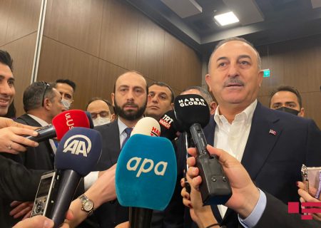 چاووش اوغلو: آذربایجان نیز از عادی سازی روابط ترکیه و ارمنستان خرسند است