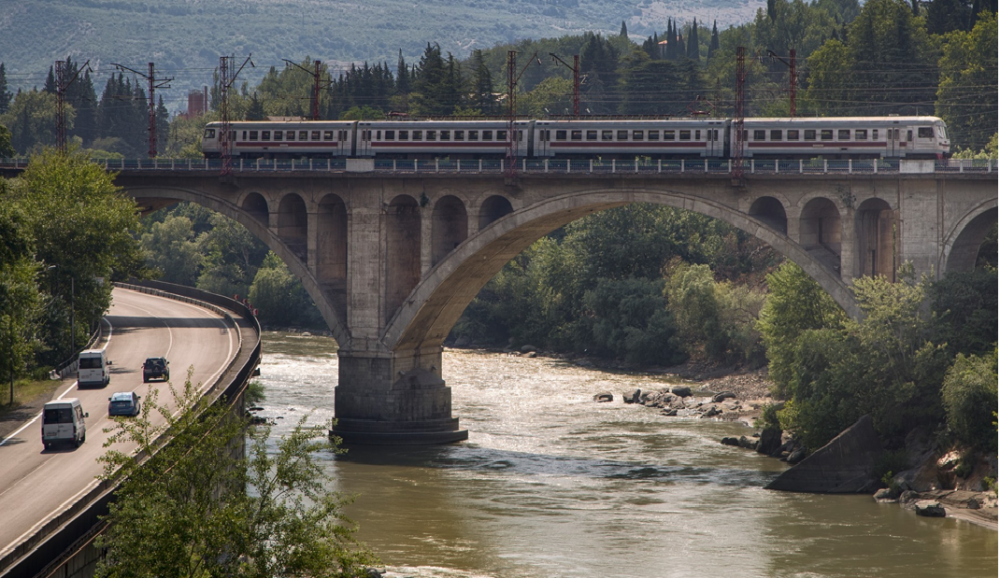 آژانس توسعه فرانسه کمک مالی ۵۰۰ هزار دلاری را به راه آهن گرجستان اختصاص داده است
