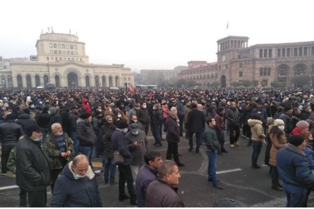 تظاهرات گسترده در ایروان برای استعفای نیکول پاشینیان برگزار شد