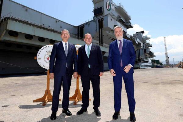 دیدار وزرای دفاع ترکیه، انگلیس و ایتالیا در استانبول