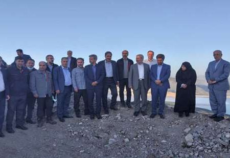 بازدید جمعی از اعضای کمیسیون صنایع و معادن مجلس شورای اسلامی از مجتمع مس سونگون