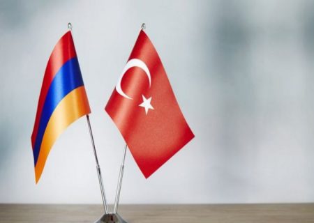 ارمنستان و ترکیه توافق کردند که روند عادی سازی را بدون پیش شرط ادامه دهند