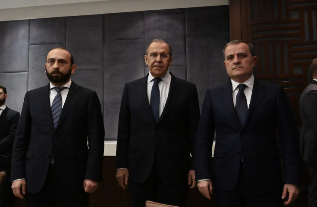 وزیران امور خارجه جمهوری آذربایجان، روسیه و ارمنستان دیدار کردند