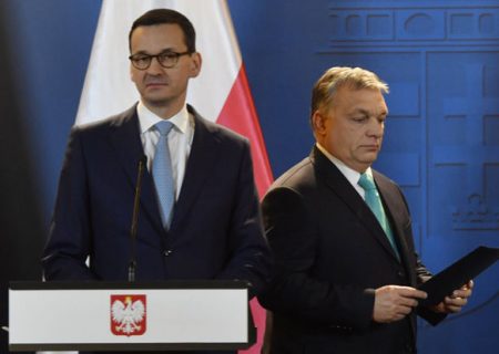 لهستان روابط سیاسی خود را با مجارستان قطع کرد