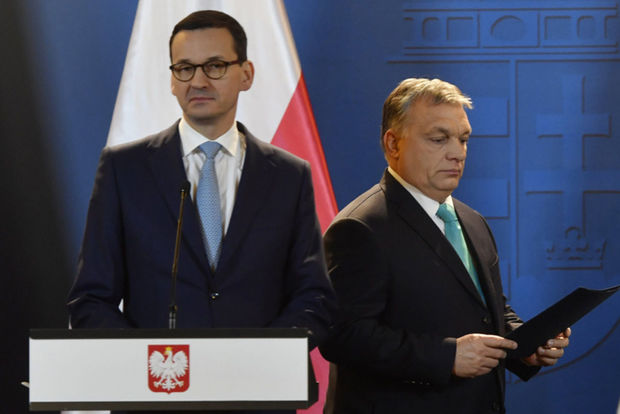لهستان روابط سیاسی خود را با مجارستان قطع کرد