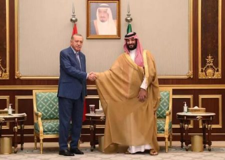 ولیعهد عربستان برای توسعه روابط با ترکیه به آنکارا می رود
