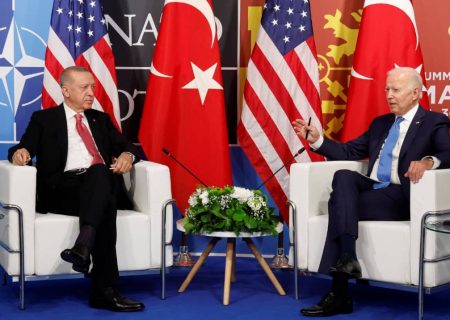 اردوغان و بایدن پس از نشست ناتو با یکدیگر دیدار کردند