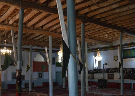 مسجد میرپنج خامنه با کتیبه های تورکی