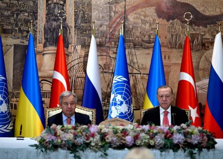 ترکیه و با میانجیگری سازمان ملل توافق مهم غلات برای کاهش بحران غذایی امضا کرد