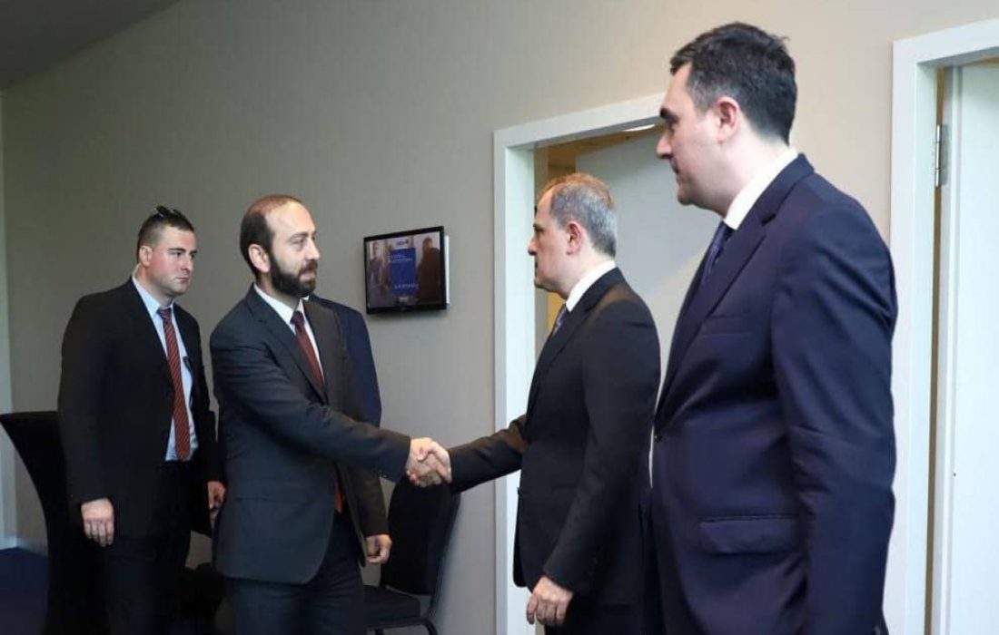 در دیدار جیحون بایراموف و میرزویان بر ضرورت خروج نیروهای مسلح ارمنستان از خاک آذربایجان تاکید شد