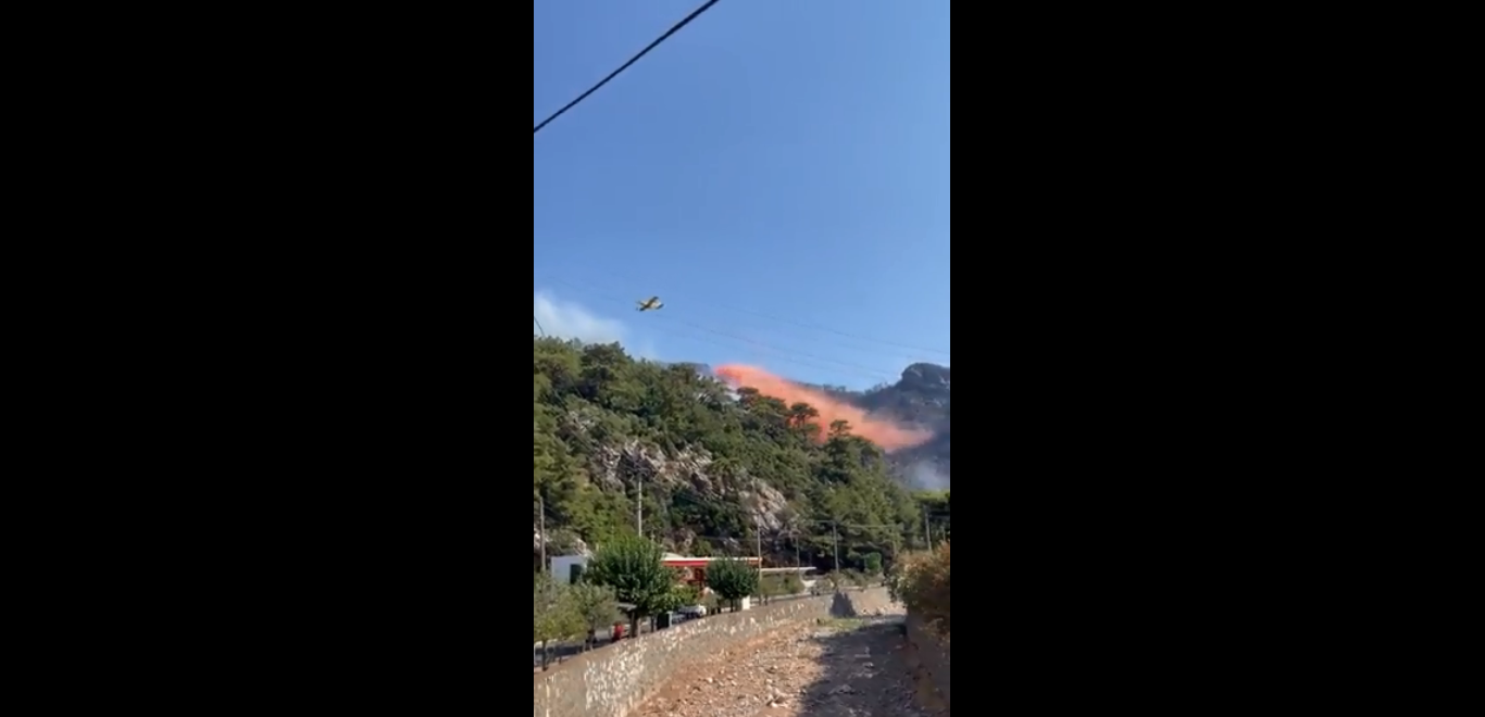 ادامه عملیات اطفای آتش در منطقه مارماریس ترکیه
