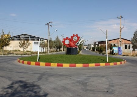 بیش از ۱۶ درصد واحدهای تولیدی آذربایجان غربی راکد هستند/۹۴ واحد تولیدی استان تحت تملک بانک ها قرار دارند