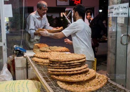 نانوایی‌ها در خطر ورشکستگی/ کمبود و گرانی به خمیرمایه نان رسید