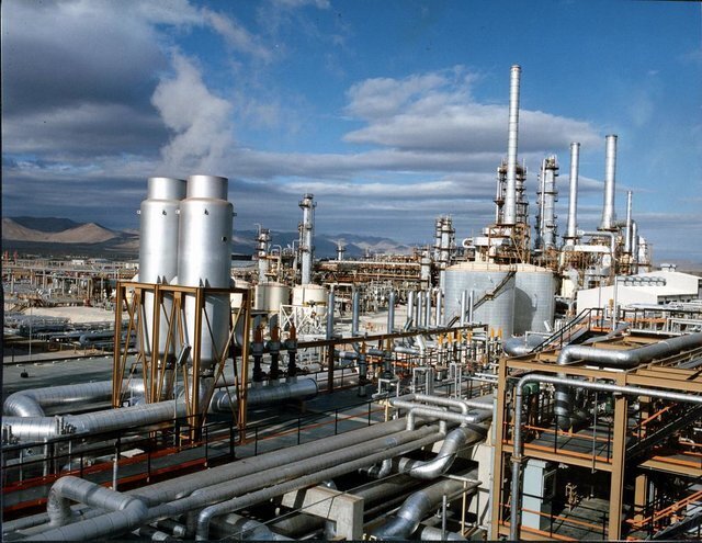 ۱۳۱ واحد صنعتی آذربایجان غربی در حوزه صنایع شیمیایی فعال است