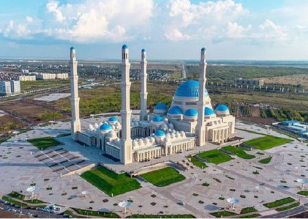 بزرگترین مسجد آسیای مرکزی در قزاقستان افتتاح شد