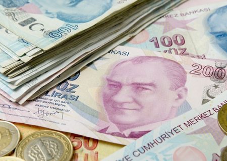 پیش‌بینی قیمت لیر در آینده/ هشدار برای سرمایه‌گذاران مسکن در ترکیه