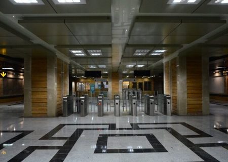 عدم پذیرش مسافر در ایستگاه شهید بهشتی خط ۱ متروی تبریز