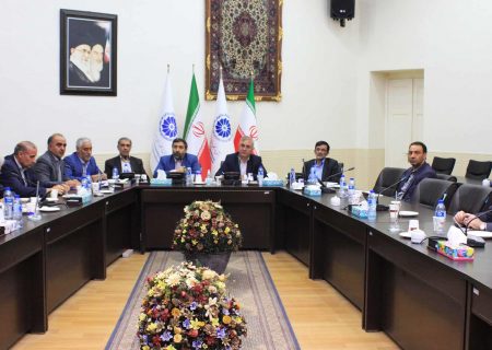 بررسی مشکل صادرات کشمش ملکان در کمیسیون صادرات اتاق تبریز