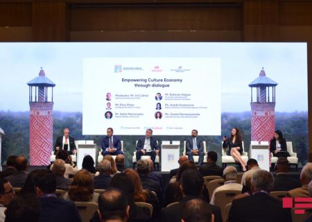 کنفرانس اقتصاد فرهنگ آذربایجان با عنوان انگیزه های توسعه از شوشا برگزار شد