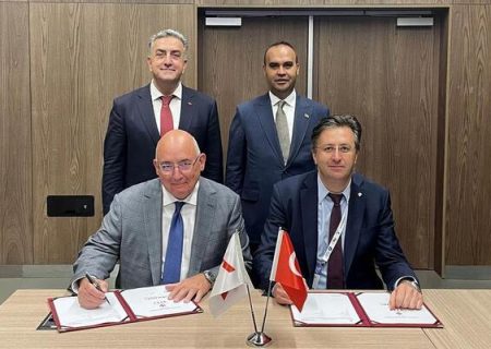دولت ترکیه قراردادی را با شرکت آمریکایی برای ارسال اولین ترک به فضا امضا کرد