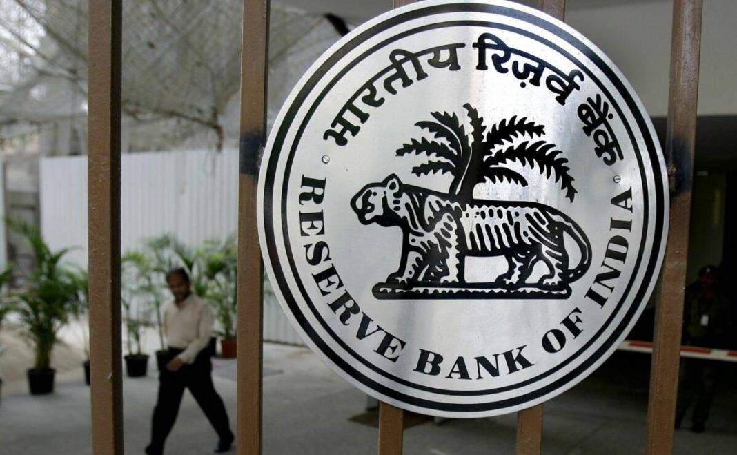 بانک های هندی به دلیل تحریم ها از انجام تراکنش با روسیه اجتناب می کنند