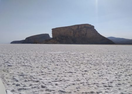روزگار دریاچه ارومیه در گذر زمان/”ارومیه” به دلیل تغییر اقلیم خشک نشده
