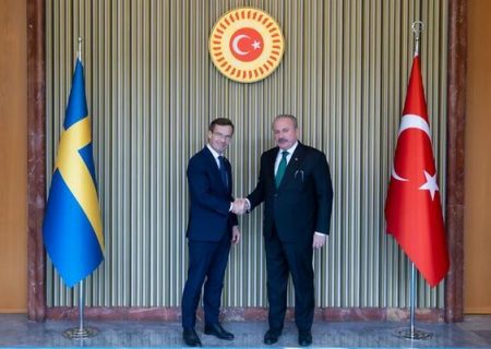 نخست وزیر جدید سوئد به دنبال جلب موافقت ترکیه برای عضویت در ناتو است