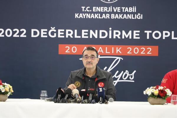 وزیرانرژی ترکیه: قصد داریم تا یک سال آینده هاب تراکیه را راه اندازی کنیم