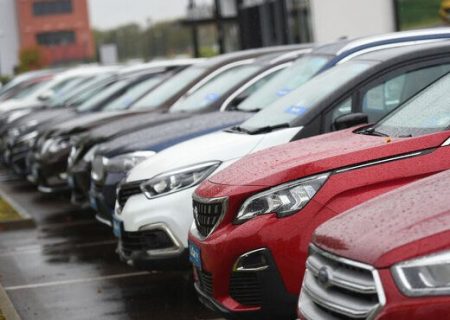 پیش بینی کارشناسان درباره روند قیمت خودرو در آینده