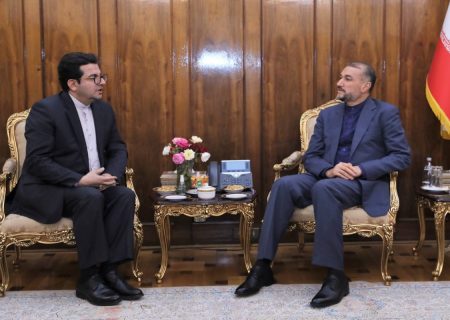 دستور وزیر امور خارجه جمهوری اسلامی ایران به سفیر جهت توسعه روابط با جمهوری آذربایجان