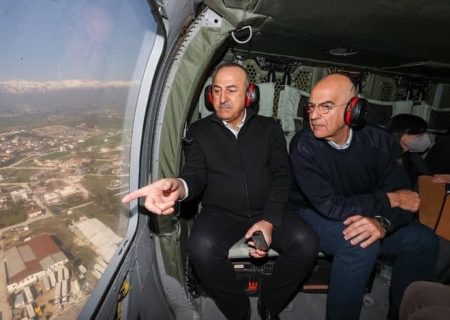 وزیر امور خارجه یونان در هاتای: برای آشتی نیازی به انتظار زلزله جدید نیست