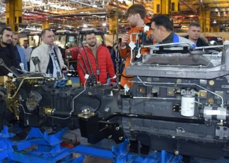 حضور تراکتورهای ایرانی در اتحادیه اورآسیا/ تراکتورهای تولیدی در ایران استانداردهای روسیه را پاس کرد