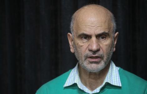 89 درصد فقرای ایران از شاغلان سابق و فعلی تشکیل می شوند/ در دهه 1390  قیمت دلار 1800 درصد  رشد داشته است