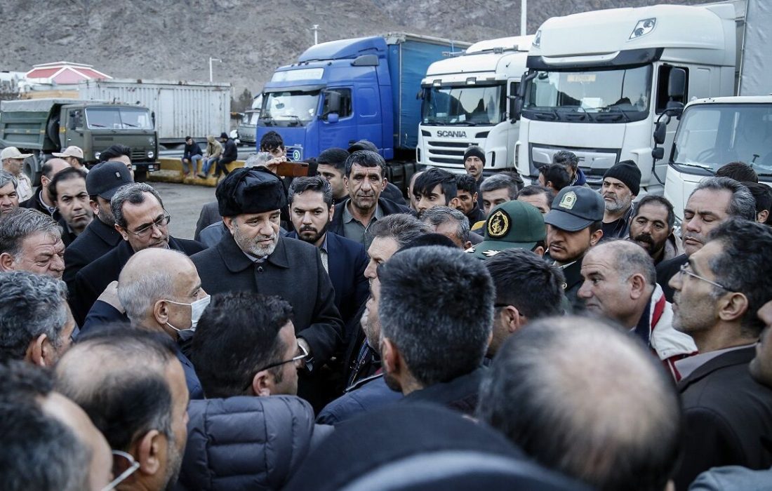 استاندار آذربایجان شرقی بر رفع مشکل کامیون داران در مرز نوردوز تاکید کرد
