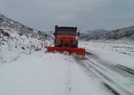 بارش یک متری برف و محاصره ۶۰ روستا در مراغه