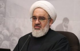 چمن رولی ورزشگاه یادگار امام  موجب نگرانی هواداران تراکتور شده است