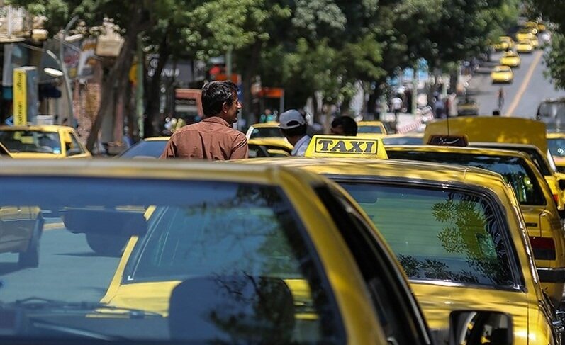 فعالیت روزانه ۱۰ هزارو ۸۳۳ تاکسی در تبریز/ سهم ۳۳ درصدی ناوگان تاکسیرانی در جابجایی مسافر