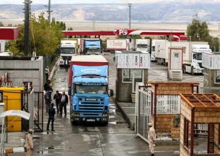 افزایش ۱۴۵ درصدی ترانزیت کالا از مرزهای آذربایجان غربی/ مرز بازرگان رکورددار ترانزیت زمینی کالا در استان