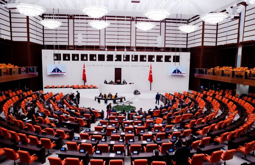کمیته قانون اساسی ترکیه اصلاحیه حجاب را تصویب کرد