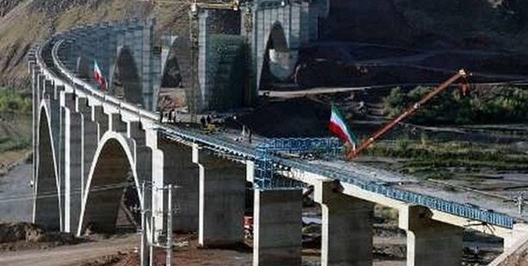 راه‌آهن بستان آباد- تبریز آماده بهره‌برداری است/ فاصله تهران به تبریز ۴ ساعت کوتاه‌تر می‌شود