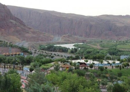 ورود بیش از ۶۷۶ هزار گردشگر نوروزی به منطقه آزاد ارس