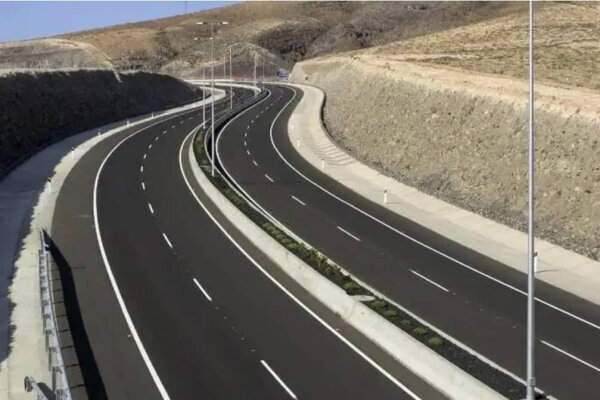 آغاز عملیات ساخت و توسعه ۸۸ کیلومتر راه در آذربایجان‌غربی
