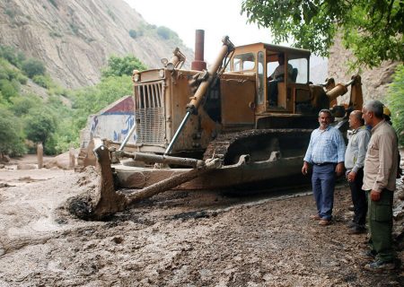بارش باران به برخی راه های روستایی و مزارع در آذربایجان شرقی خسارت زد