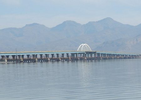 پل میانگذر دریاچه ارومیه سیستمی می‌شود