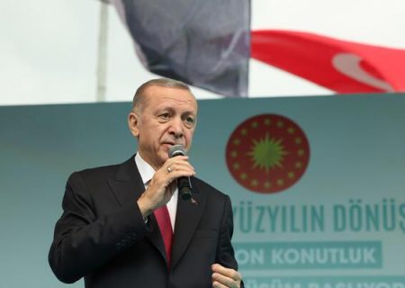 اردوغان: ما در حال توسعه ترکیه از طریق سرمایه گذاری هستیم