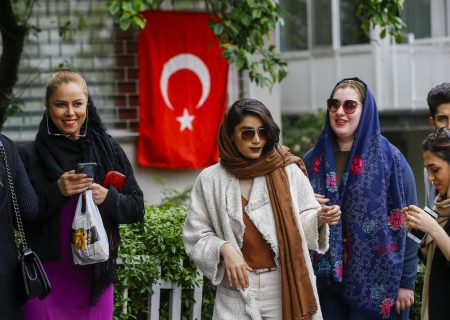 مهاجرت ۸۰ هزار ایرانی به ترکیه در سال ۲۰۲۱