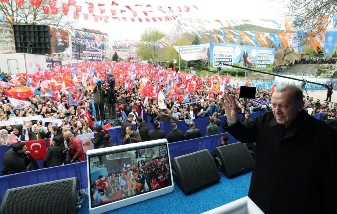 ‌اردوغان کارزار انتخاباتی حزب عدالت و توسعه را آغاز کرد