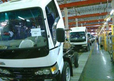 تولید ۱۸ هزار دستگاه خودرو سنگین و سواری در منطقه آزاد ارس/ تولید بنزین یورو ۵ در جلفا